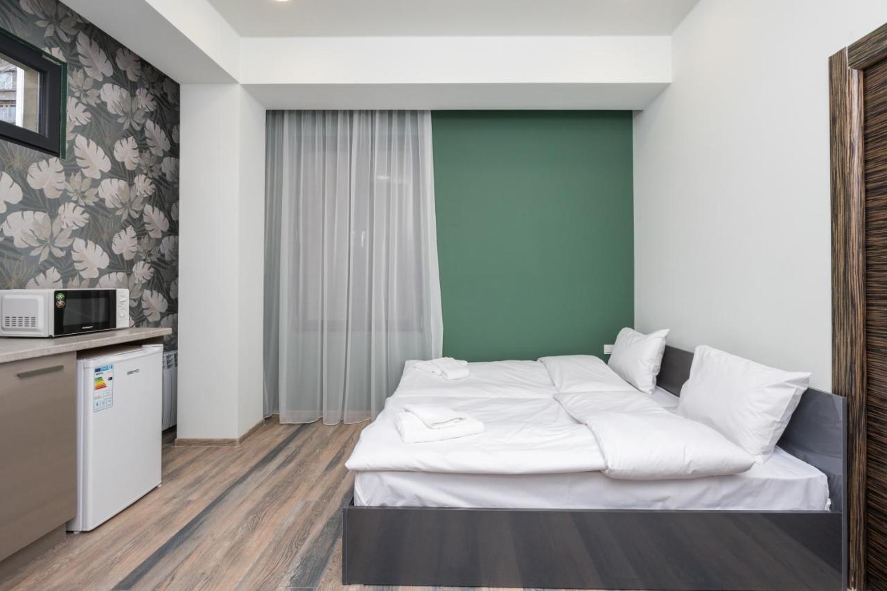 يريفان Hotel Armeni المظهر الخارجي الصورة